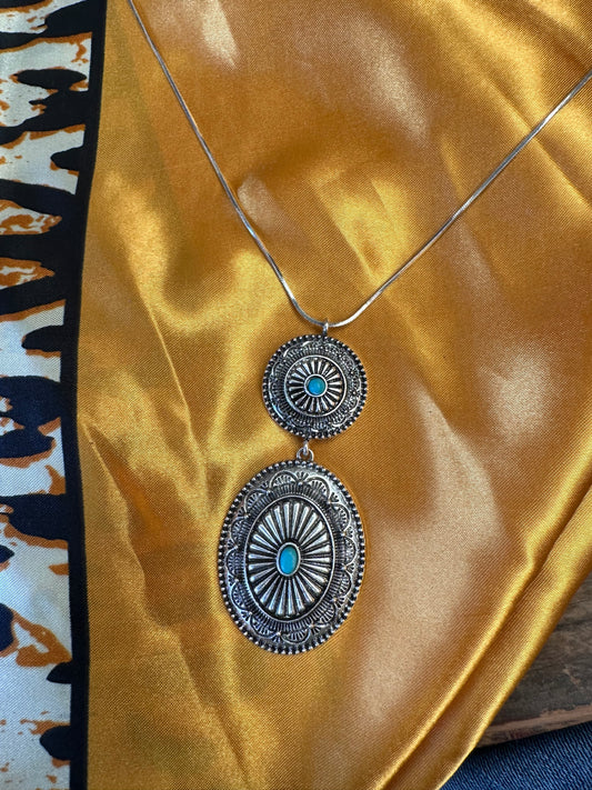 Dos Conchos Necklace