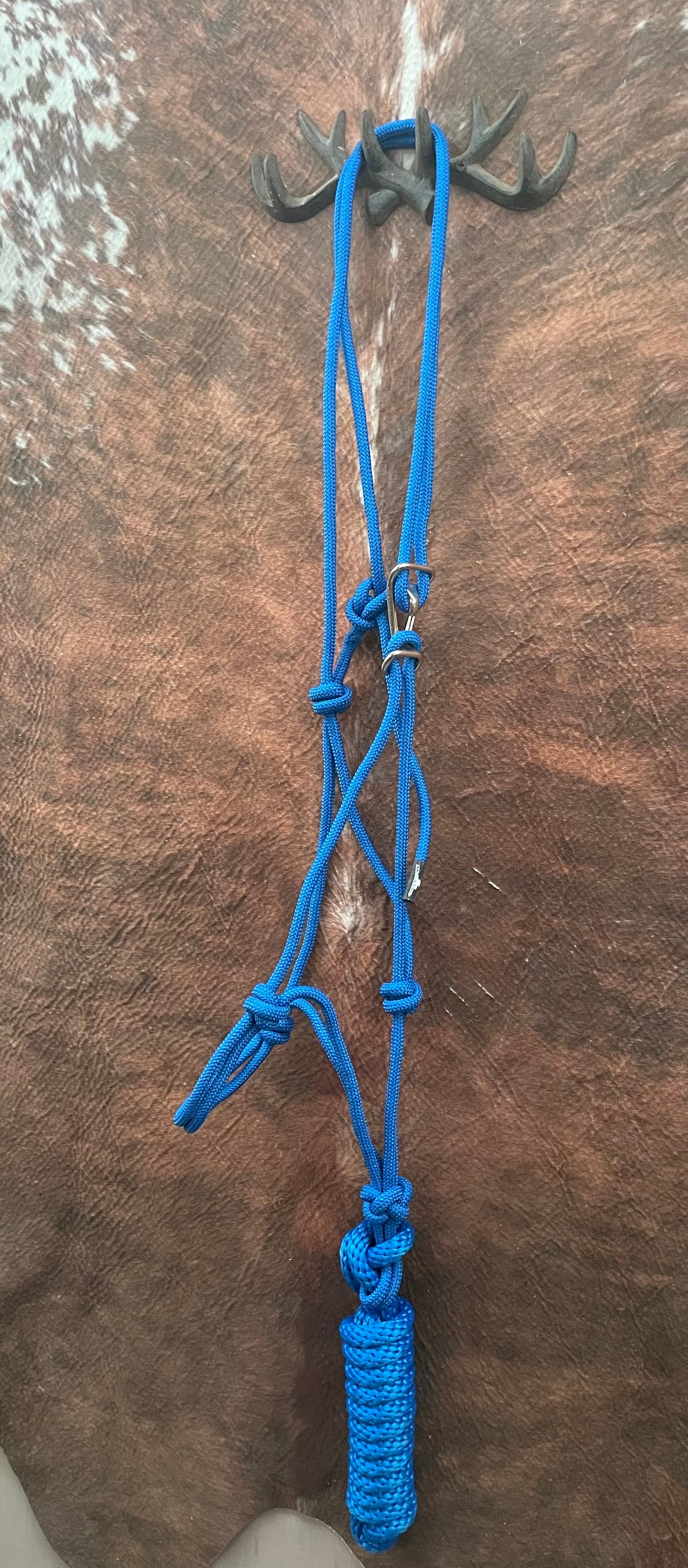 Easy Latch Adjustable Rope Halter W/ Lead