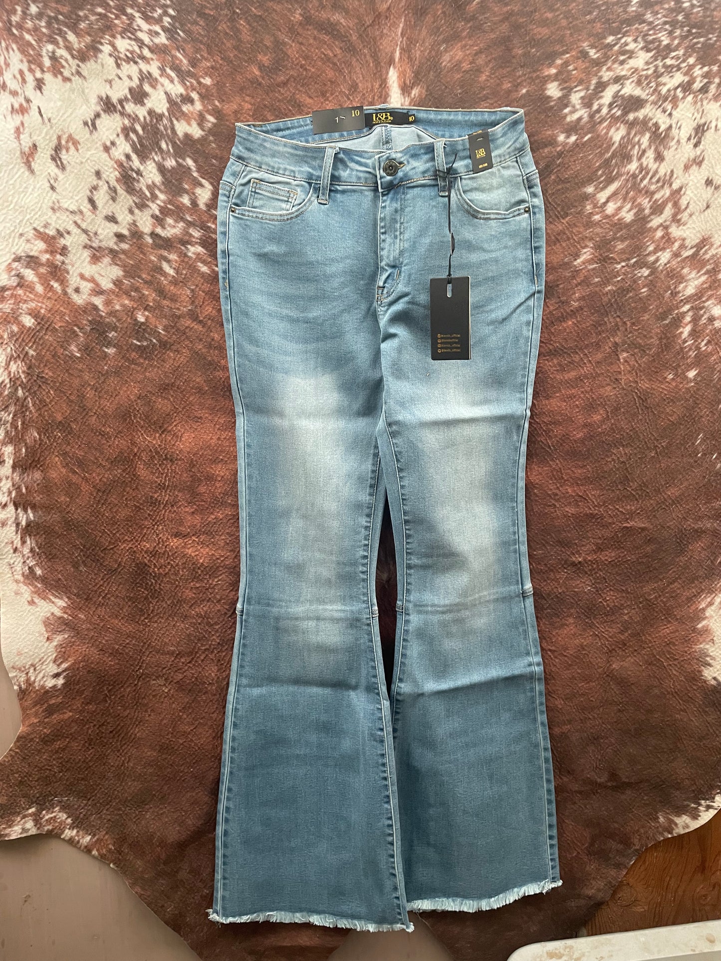 Light Wash Flare Leg Jean